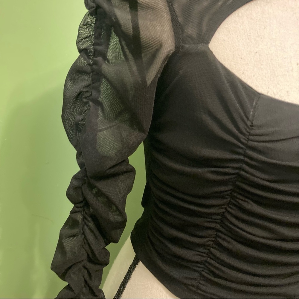 Cider Black Ruched Cutout Crop Top - Picture 4 of 10